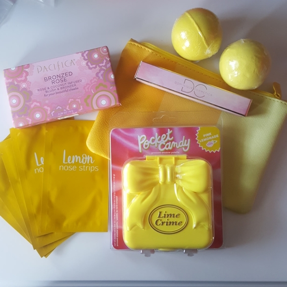 Sephora Other - NEW Pink Lemonade Make Up Bundle